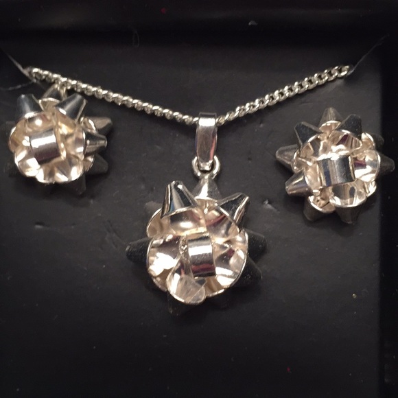Silver Bow Necklace & Earrings Set - Picture 2 of 5